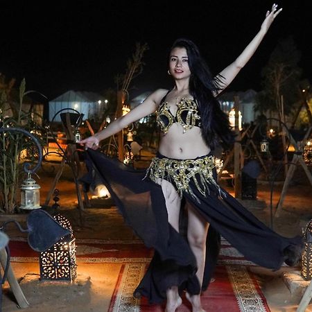 Hotel Sanmao Royal Camp 皇家营地 Merzouga Esterno foto