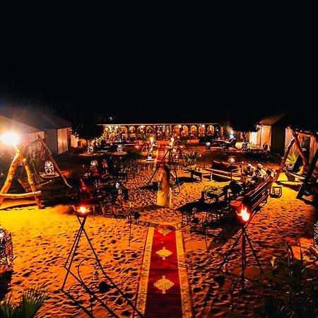 Hotel Sanmao Royal Camp 皇家营地 Merzouga Esterno foto
