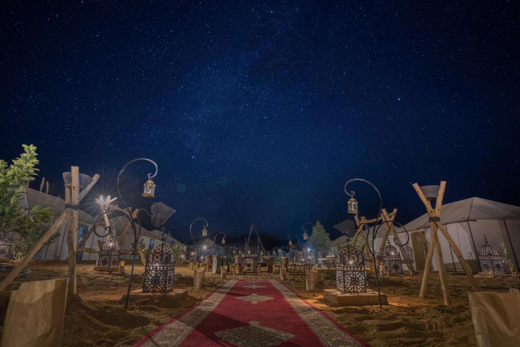 Hotel Sanmao Royal Camp 皇家营地 Merzouga Esterno foto