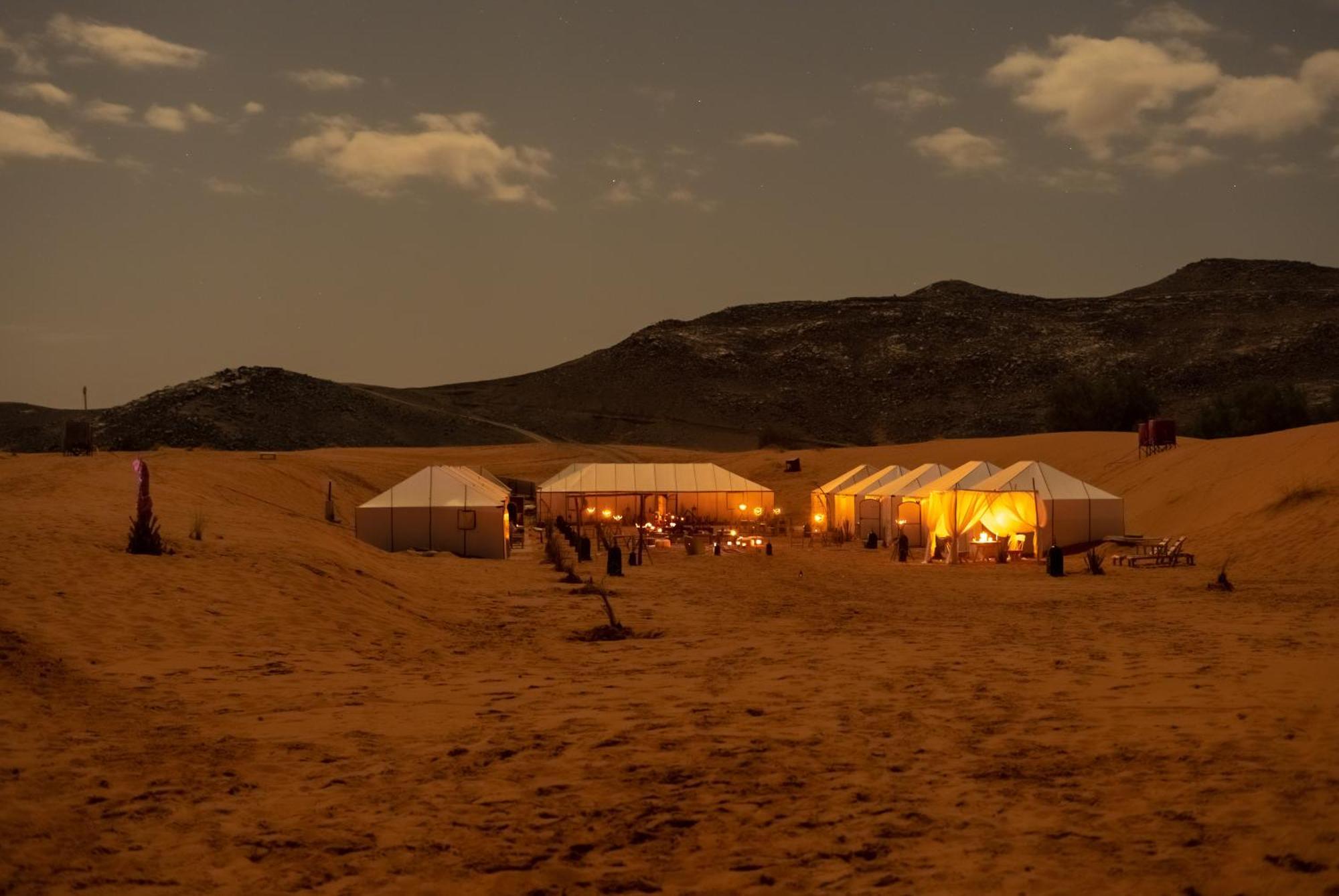 Hotel Sanmao Royal Camp 皇家营地 Merzouga Esterno foto