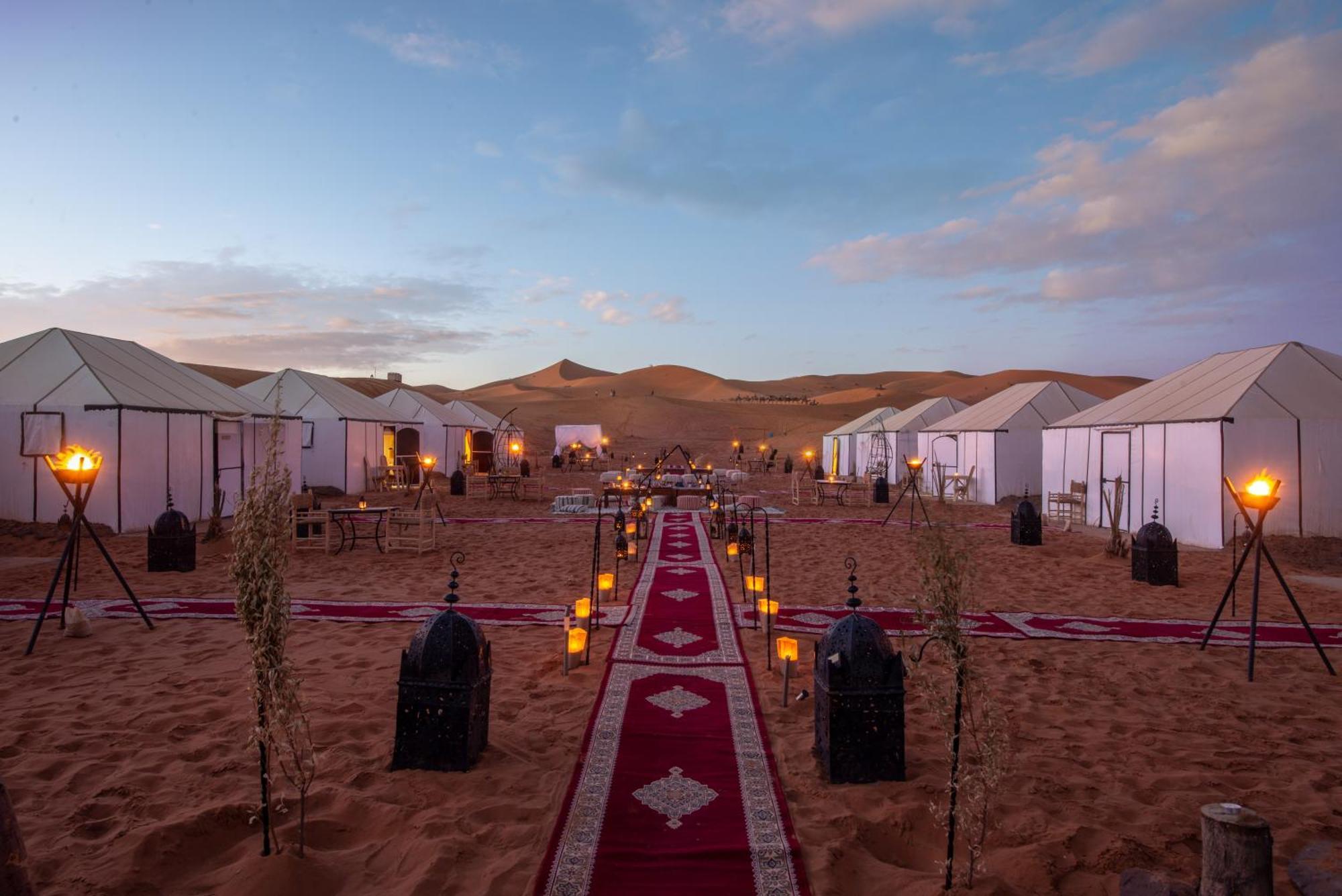 Hotel Sanmao Royal Camp 皇家营地 Merzouga Esterno foto