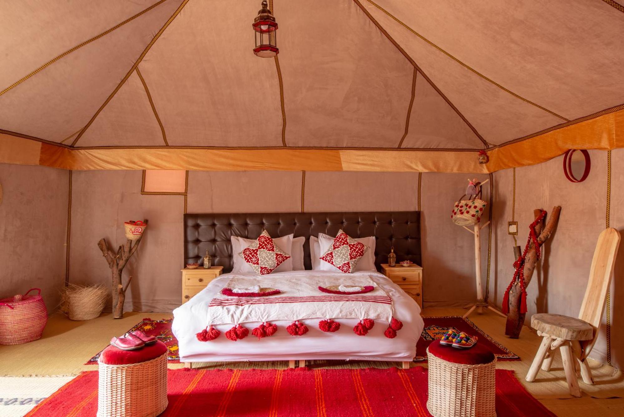 Hotel Sanmao Royal Camp 皇家营地 Merzouga Esterno foto